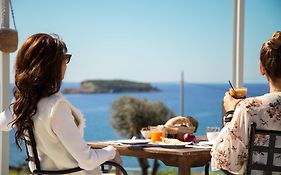 Poseidon Apartments And Villas By The Sea